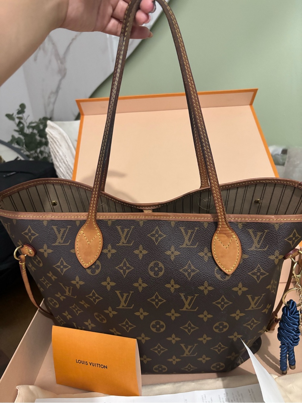 Louis Vuitton Monogram Canvas Tote in Brown and Tan - Picture 3 of 3